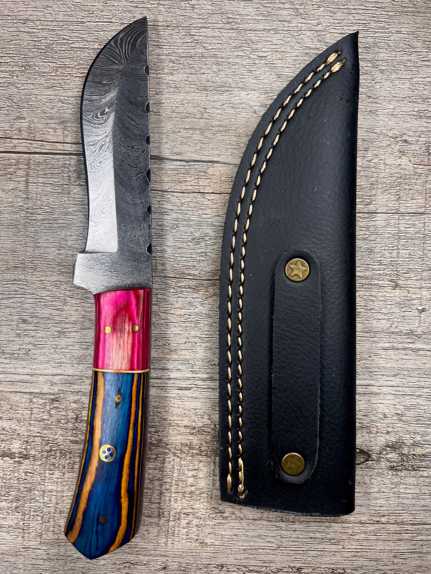 Damascus Steel Knife With Multi-Colored Wooden Handle